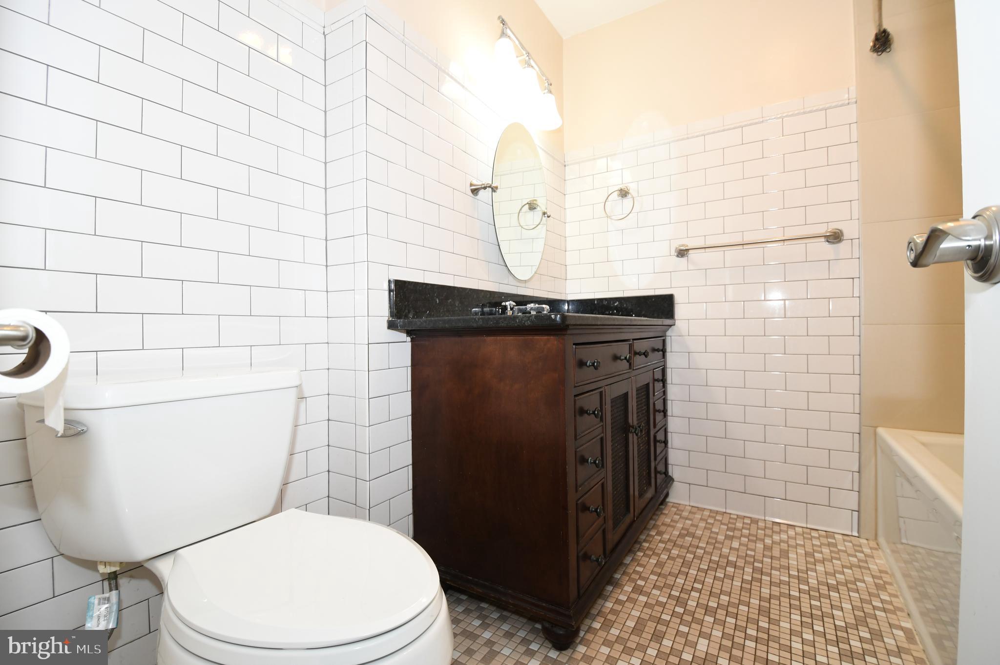 8827 Tuckerman Lane Potomac, MD 20854 - Photo 42 of 74