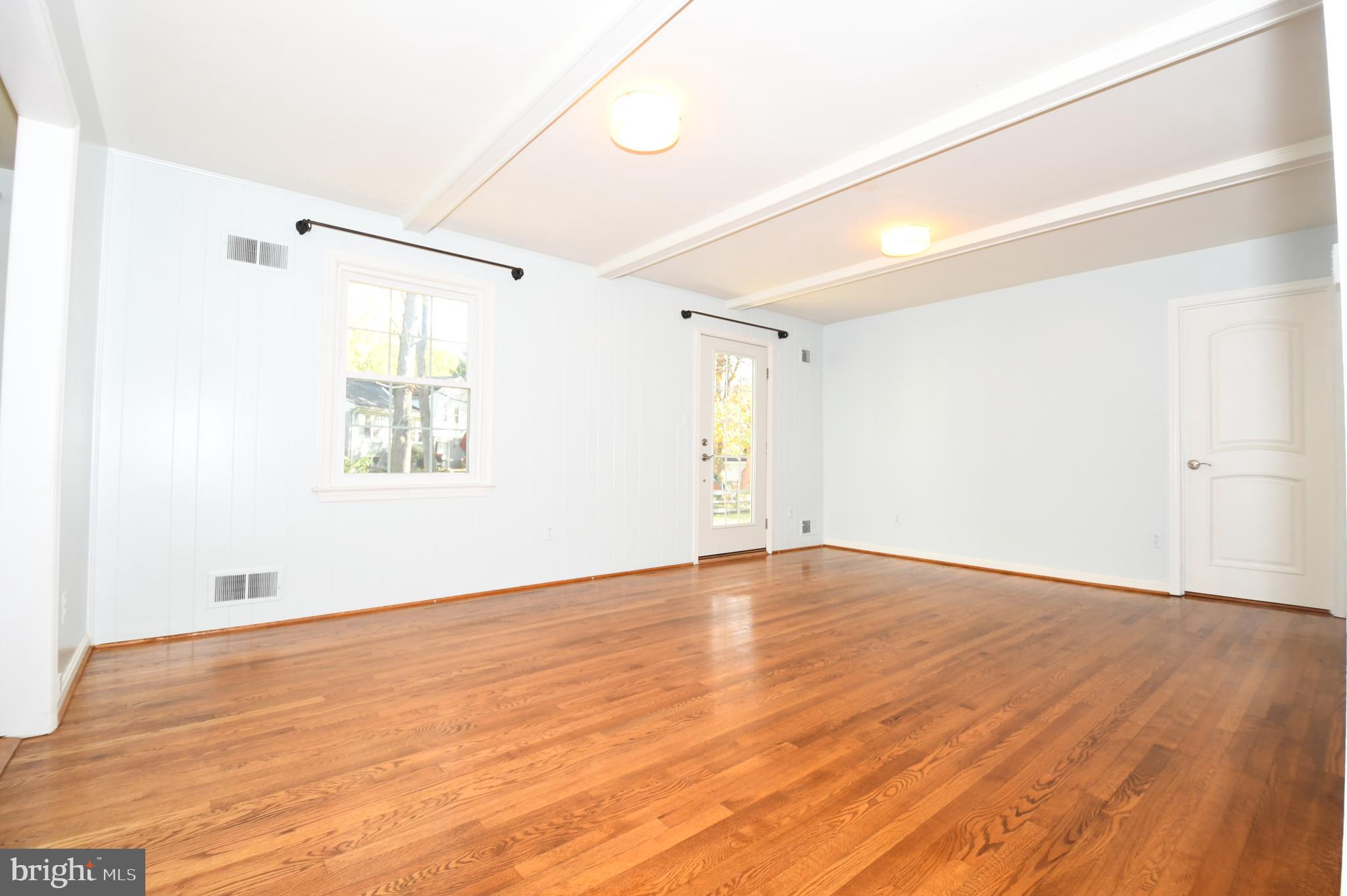 8827 Tuckerman Lane Potomac, MD 20854 - Photo 55 of 74