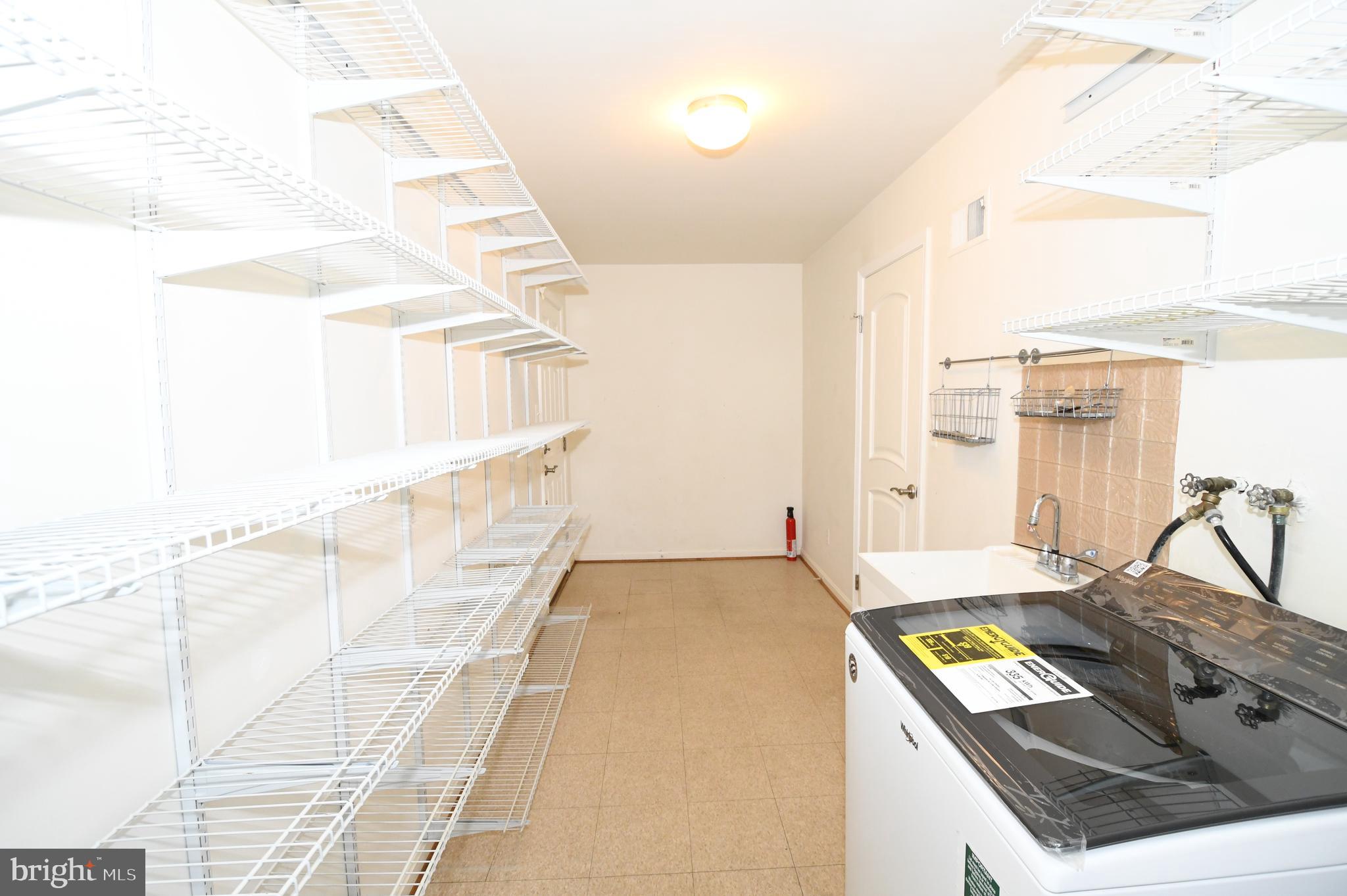 8827 Tuckerman Lane Potomac, MD 20854 - Photo 67 of 74