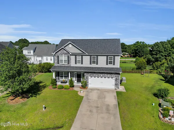$405,000 | 811 Sea Chaser Court, Beaufort, NC 28516