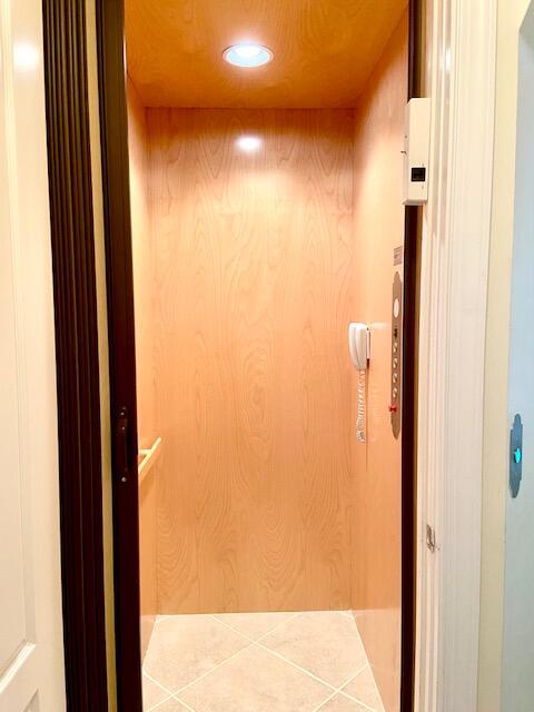 5520 Northeast Trieste Way, Unit 5520 Boca Raton, FL 33487 - Photo 5 of 21 IMG_3222