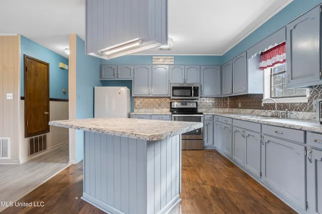 $1,500 | 373 Chill Churchwell Loop, Lucedale, MS 39452