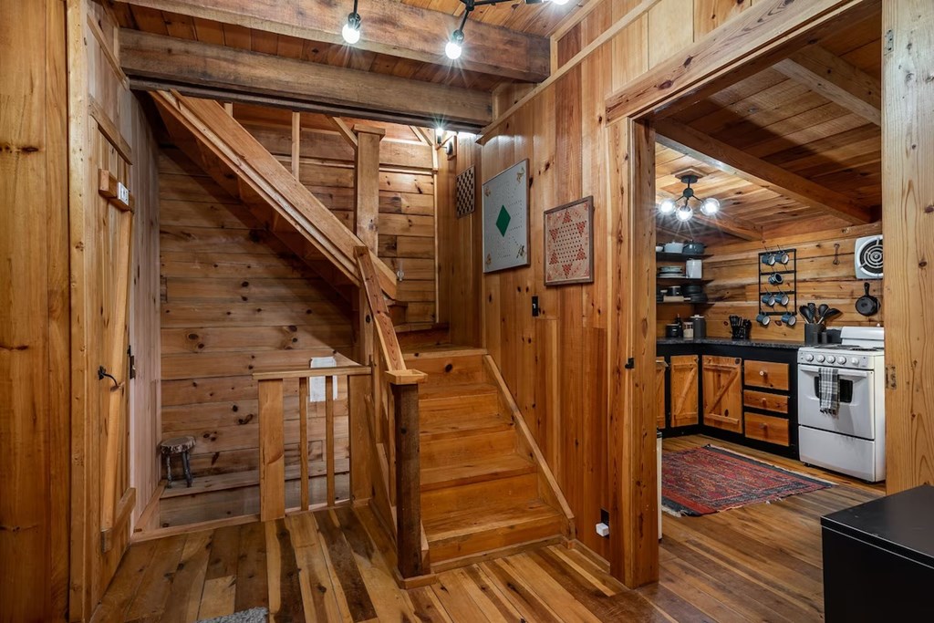 18 Pine Ridge Road Ellijay, GA 30536 - Photo 8 of 23 Steps to upper and lower levels