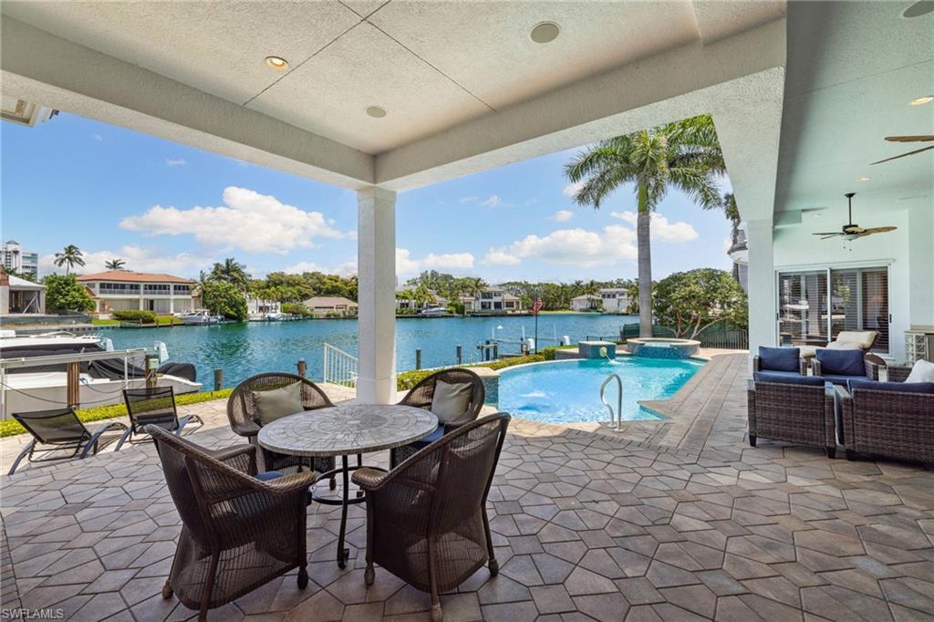 339 Devils Bight Naples, FL 34103 - Photo 15 of 17