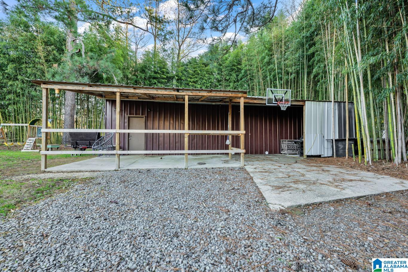 9847 Ellis Road Warrior, AL 35180 - Photo 12 of 31