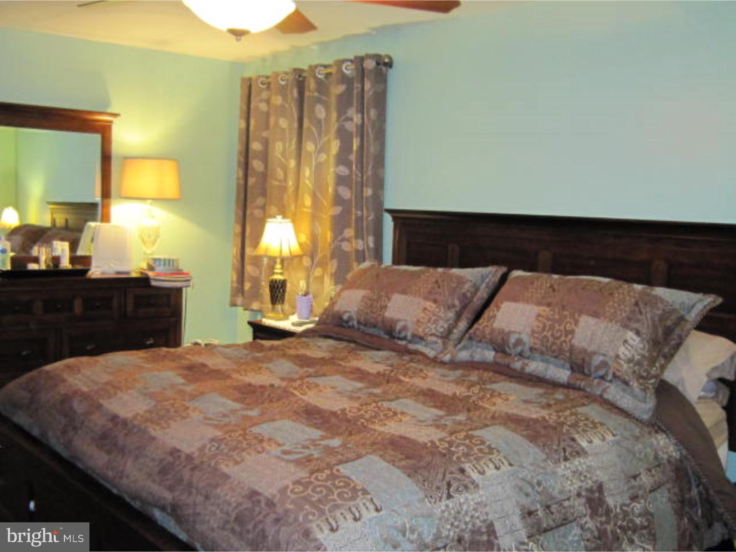 9 Henry Street Riverside, NJ 08075 - Photo 14 of 25 Bedroom - Main