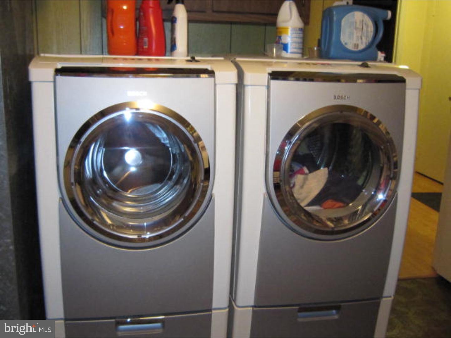 9 Henry Street Riverside, NJ 08075 - Photo 22 of 25 Laundry Room