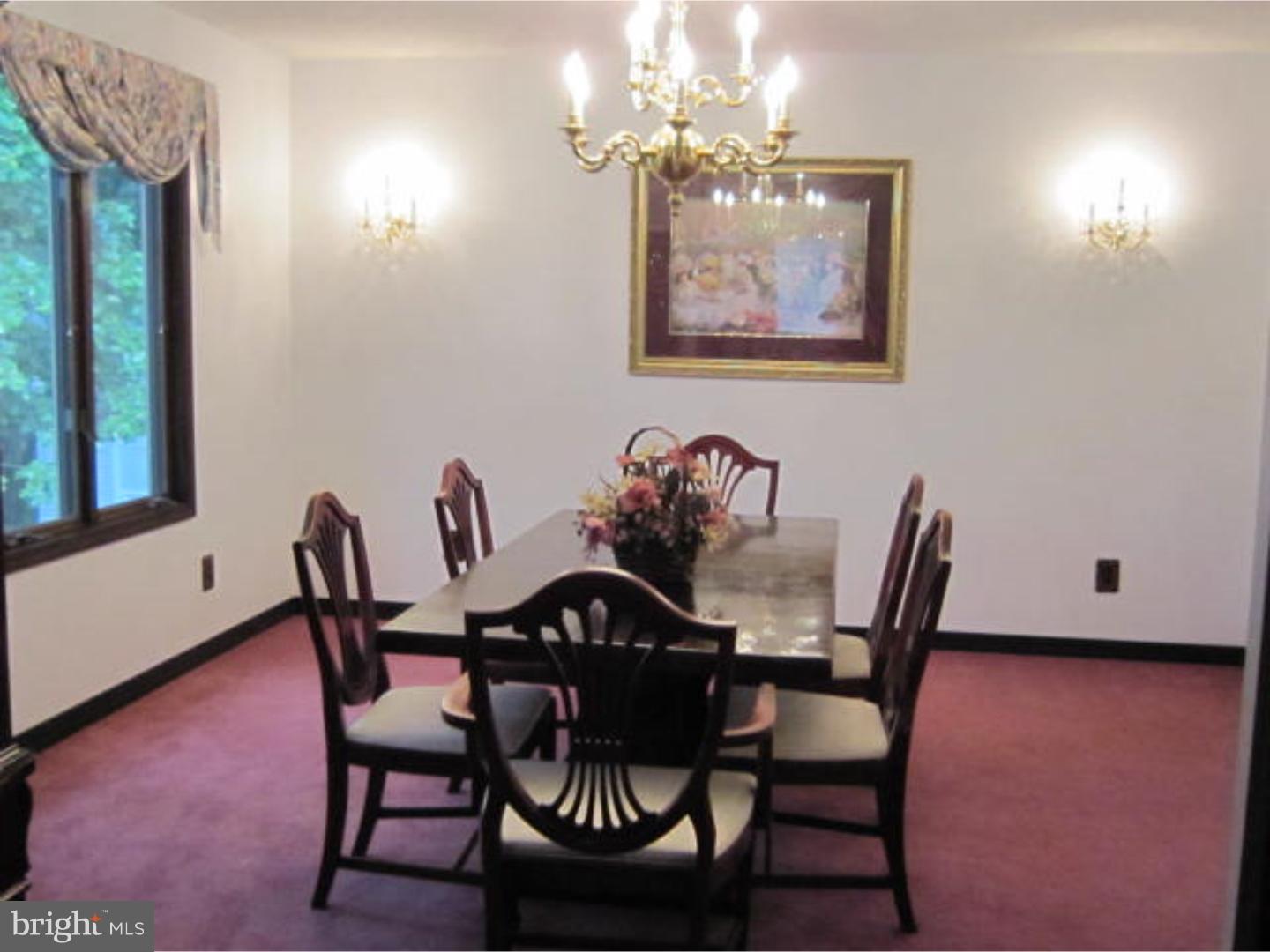 9 Henry Street Riverside, NJ 08075 - Photo 6 of 25 Dining Room