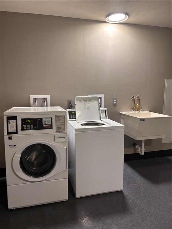 401 Shady Avenue, Unit B105 Pittsburgh, PA 15206 - Photo 8 of 8 a utility room with dryer and washer