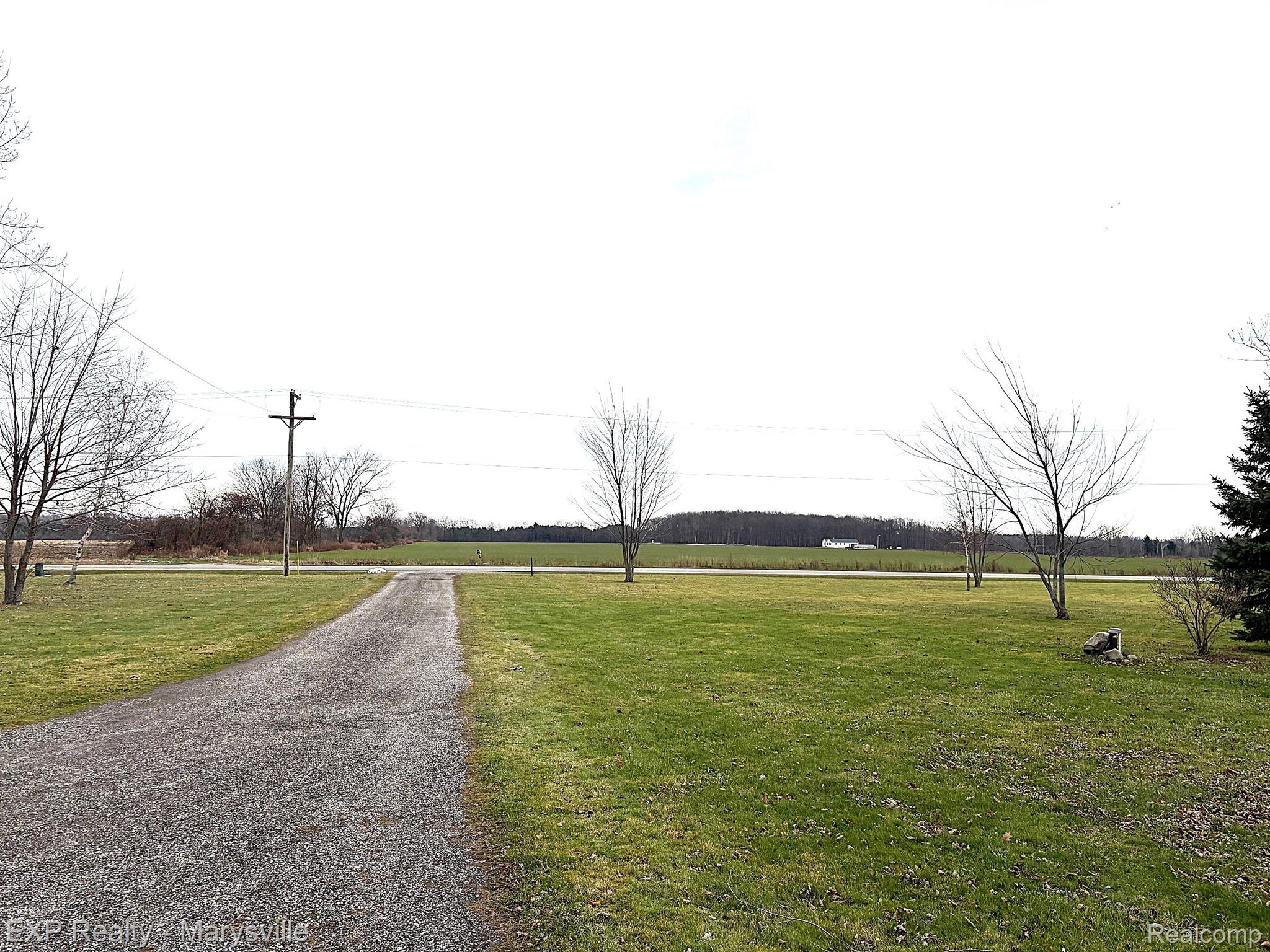 7615 Wildcat Road Jeddo, MI 48032 - Photo 25 of 26 Front Yard