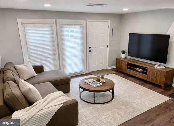 $3,495 | 13937 Big Yankee Lane, Centreville, VA 20121