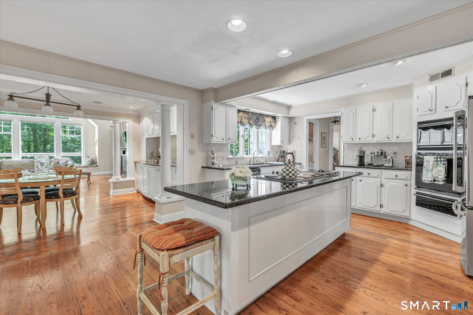 15 Hemlock Hollow Road Woodbridge, CT 06525 - Photo 14 of 40