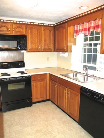 114 Branch Street, Unit 7 Scituate, MA 02066 - Photo 3 of 26