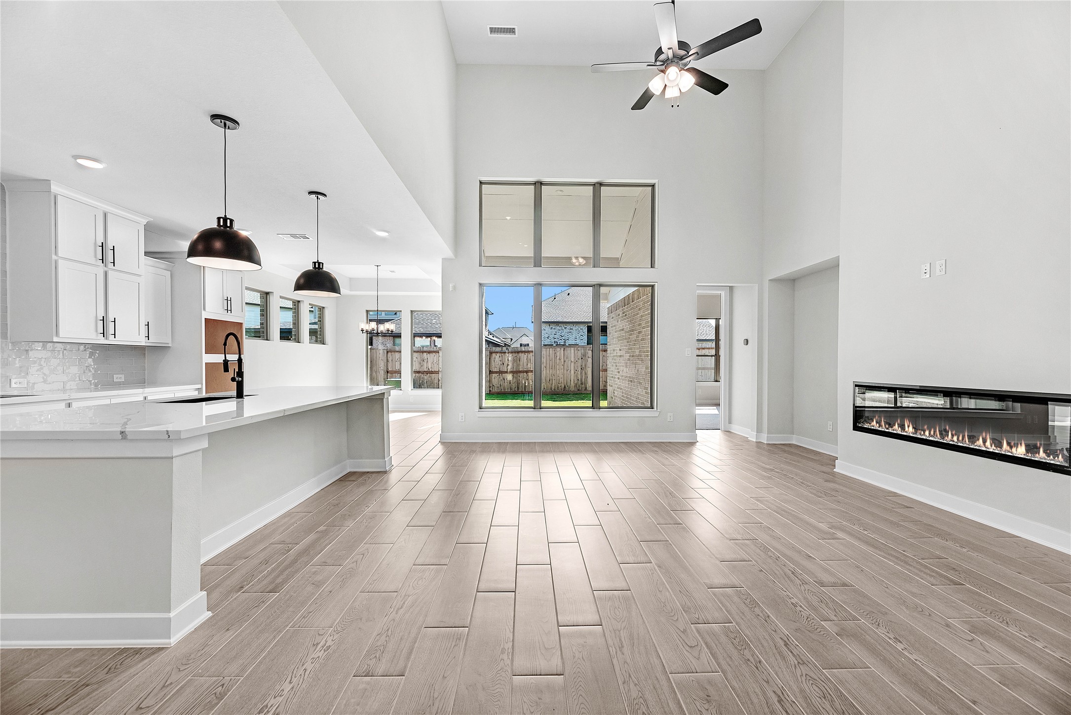 30419 Bermuda Hallow Bend Fulshear, TX 77423 - Photo 4 of 27