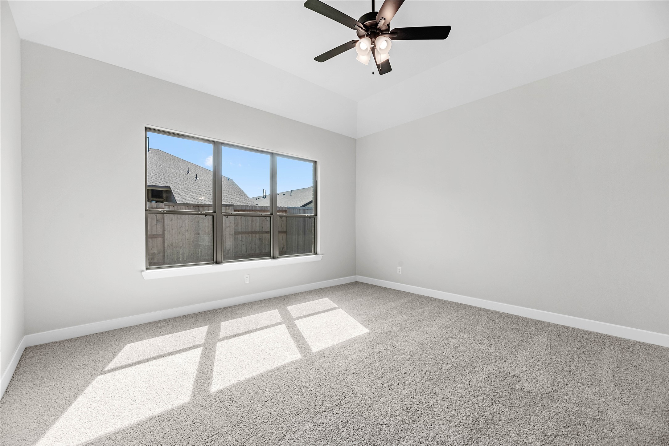 30419 Bermuda Hallow Bend Fulshear, TX 77423 - Photo 10 of 27