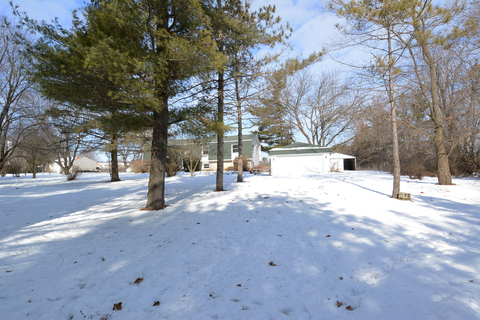 17814 Hebron Road Harvard, IL 60033 - Photo 2 of 39
