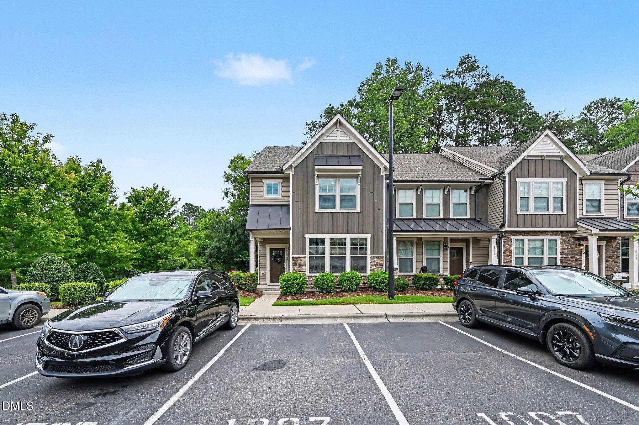 1007 Midtowne Way Durham, NC 27713 - Photo 2 of 32 002_file_4445