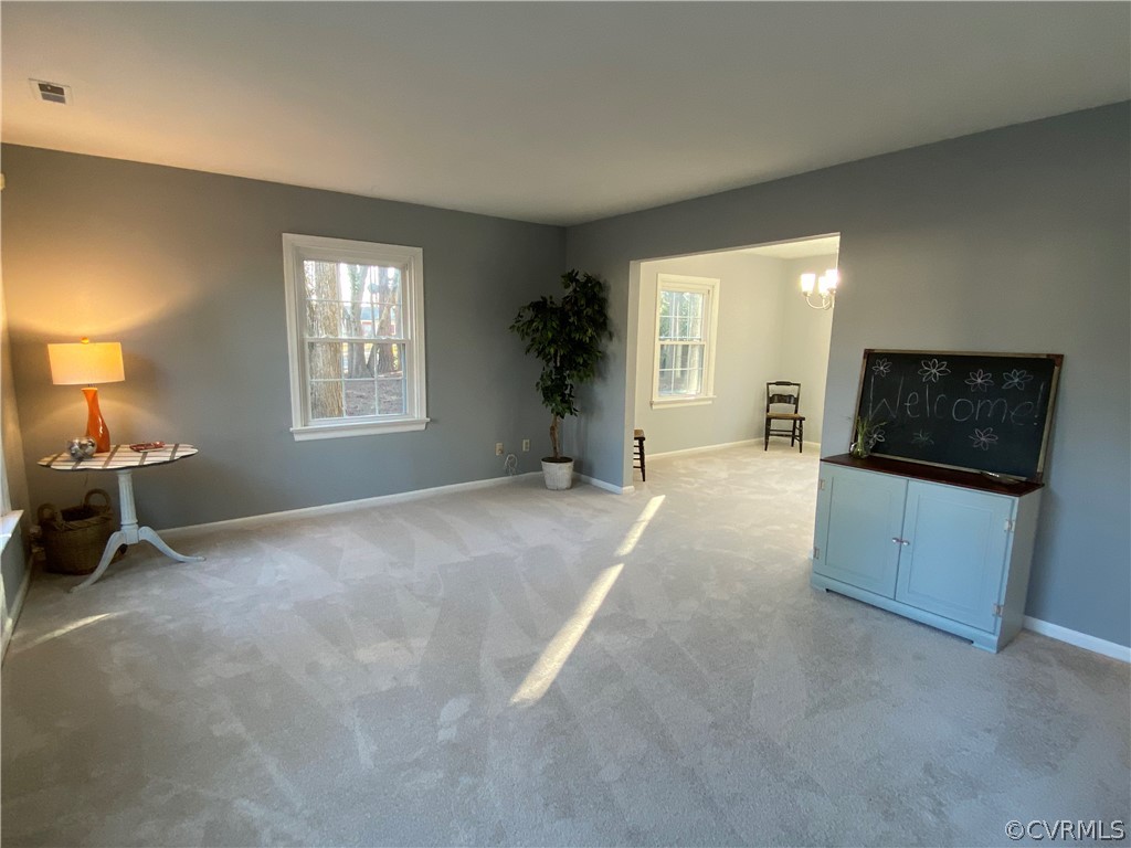5707 Linda Road Sandston, VA 23150 - Photo 3 of 14 Nice size living room opens to dining room