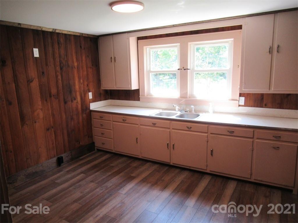 506 Delview Road Cherryville, NC 28021 - Photo 7 of 24 Gallery Image 7