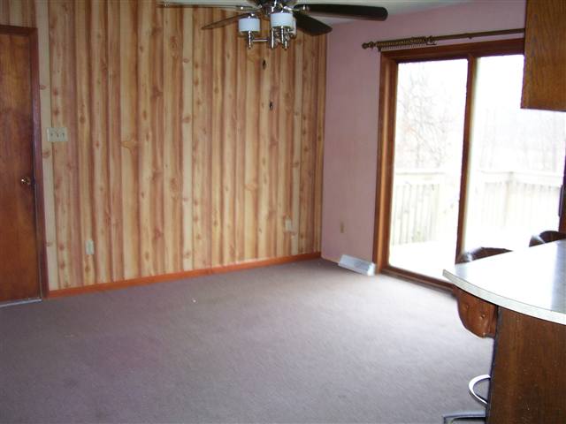 13972 Hillside Road Lewistown, IL 61542 - Photo 5 of 13 Gallery Image 5