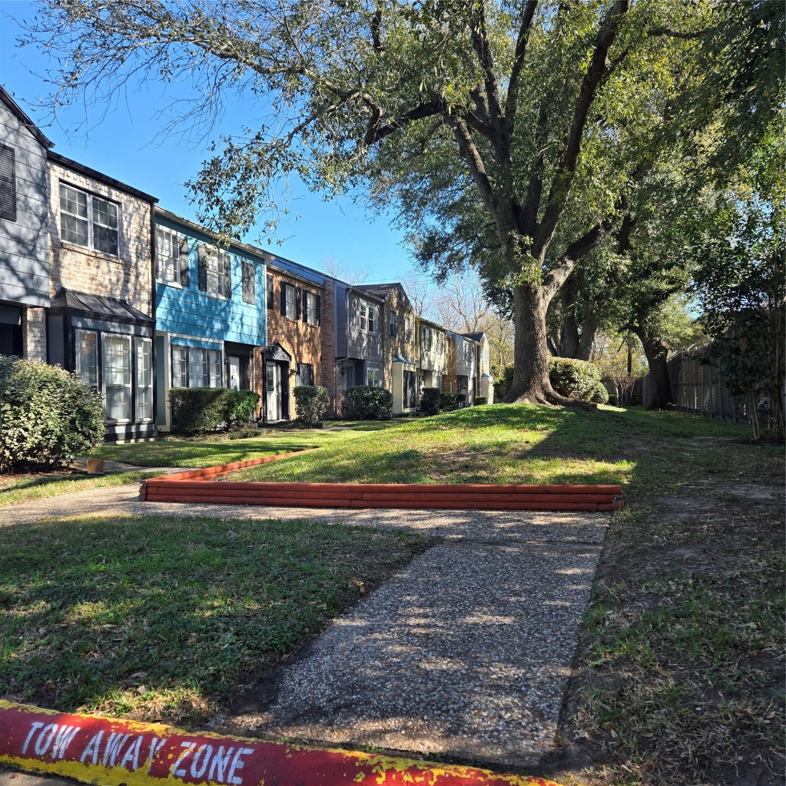 8355 Nairn Street Houston, TX 77074 - Photo 19 of 21 a view of big yard in front of a house