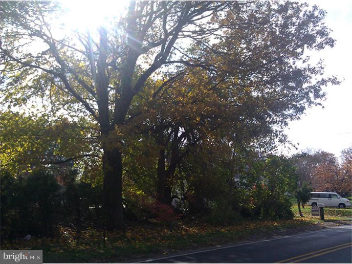 84 Federal City Road Ewing, NJ 08638 - Photo 3 of 6