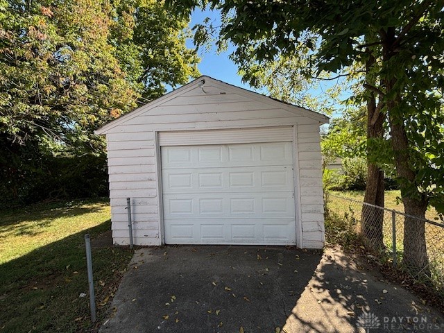 144 Fer Don Road Dayton, OH 45405 - Photo 5 of 15