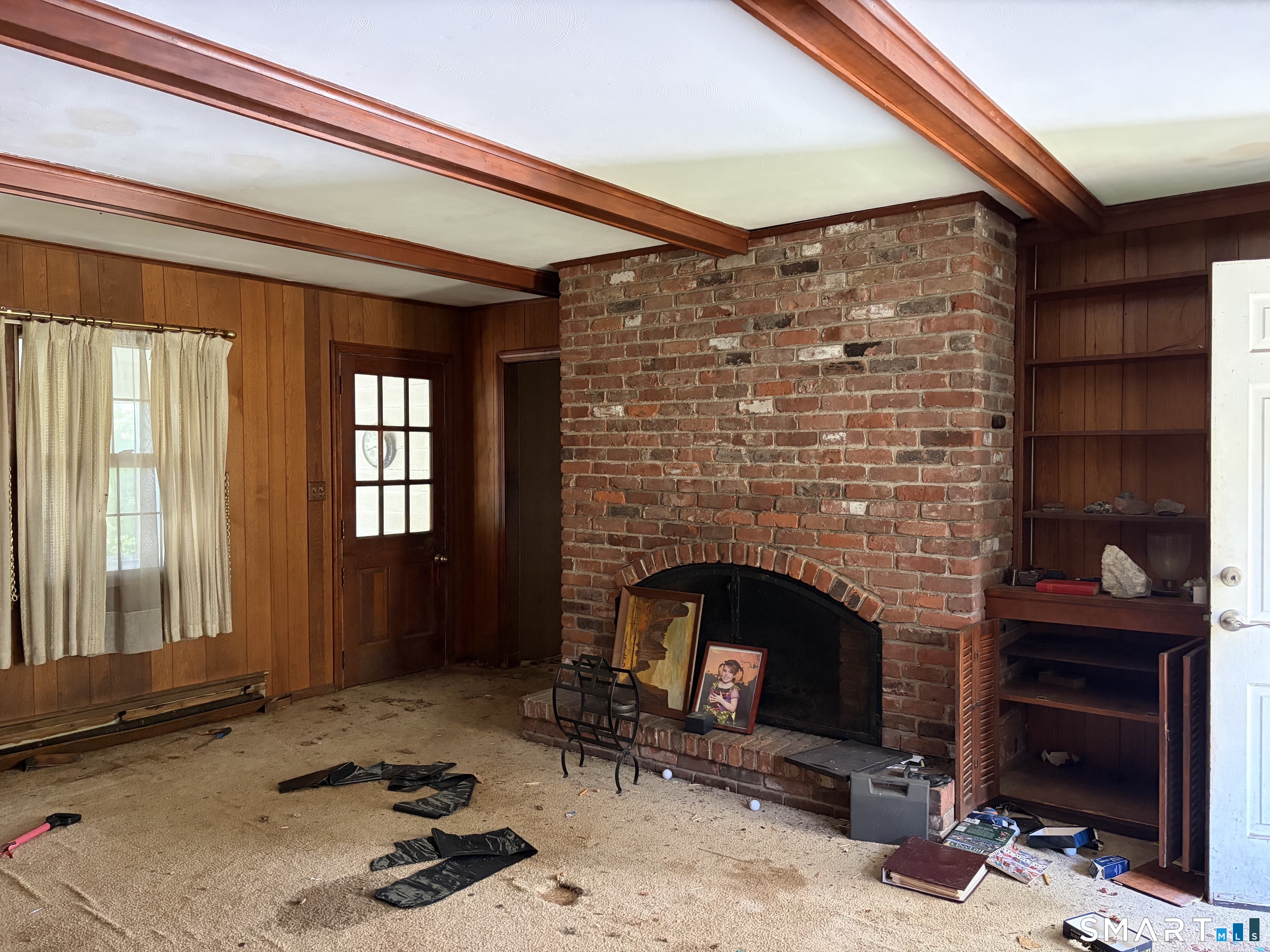 101 Partridgetown Road Naugatuck, CT 06770 - Photo 9 of 31 The sizeable family room features this stunning firplace.
