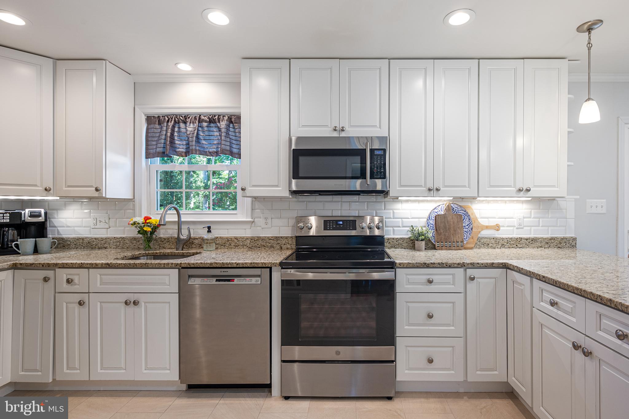6609 Grey Fox Drive Springfield, VA 22152 - Photo 12 of 49