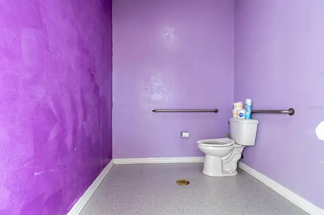 $1,750,000 | 5213 Southwest 91st Drive, Gainesville, FL 32608