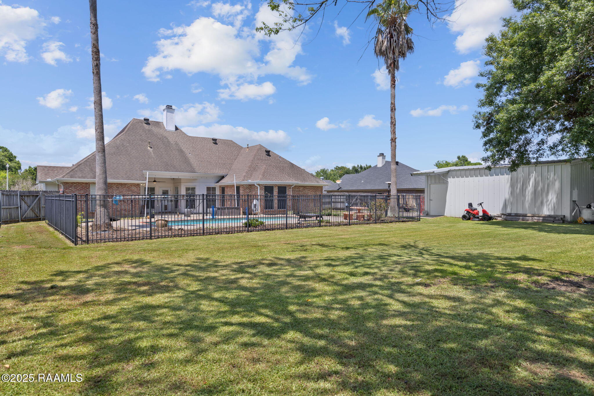 214 Longpointe Road Youngsville, LA 70592 - Photo 29 of 33 29-web-or-mls-214 Longpointe Rd-23