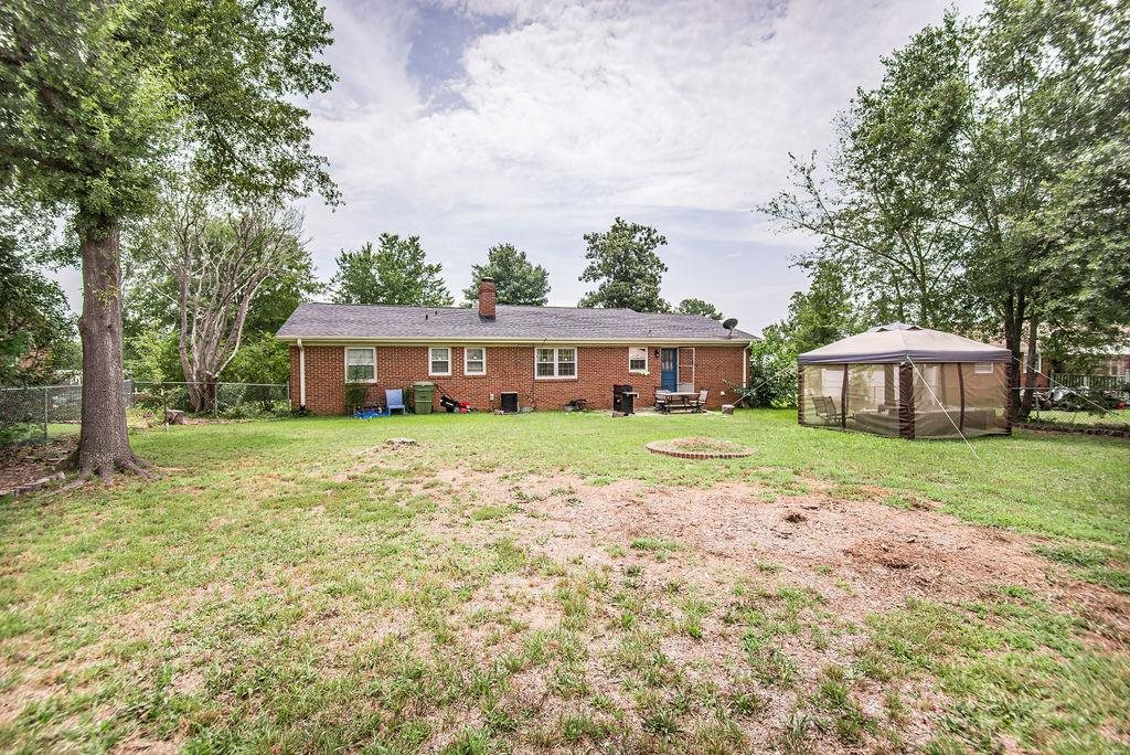 145 Dover Road Spartanburg, SC 29301 - Photo 5 of 26 Gallery Image 5