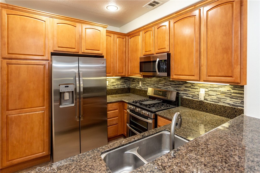 25 Rinehart Road Ladera Ranch, CA 92694 - Photo 3 of 21 Gallery Image 3