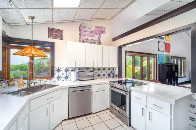 $1,139,000 | 30319 Falcon Lane, Big Pine Key, FL 33043