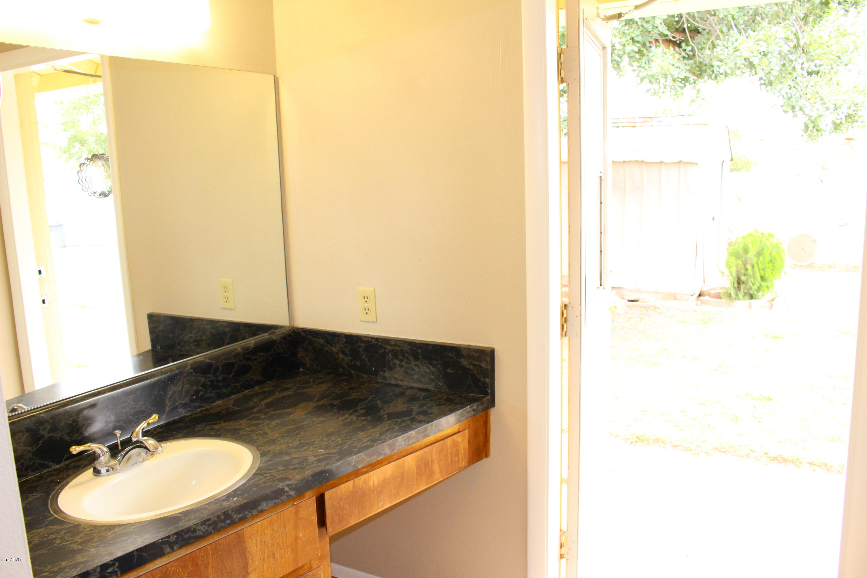 4101 West Hatcher Road Phoenix, AZ 85051 - Photo 12 of 16 4101 W Hatcher Rd Master bath 2