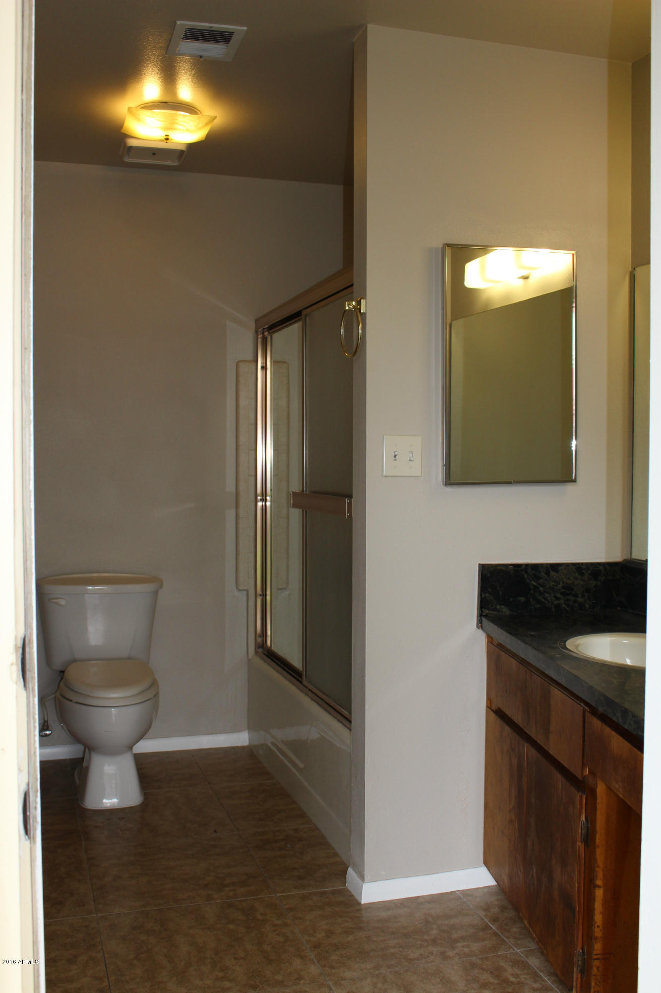 4101 West Hatcher Road Phoenix, AZ 85051 - Photo 13 of 16 4101 W Hatcher Rd Master Bathroom