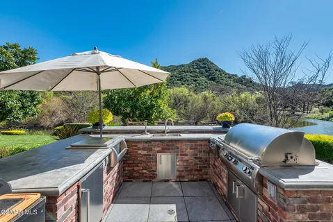$6,495,000 | 2639 Queen's Garden Drive, Thousand Oaks, CA 91361