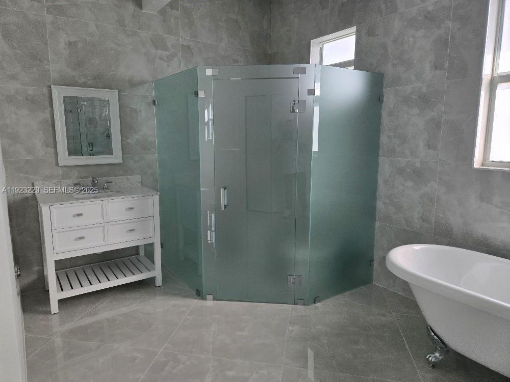 19855 Southwest 134th Court Miami, FL 33177 - Photo 11 of 18