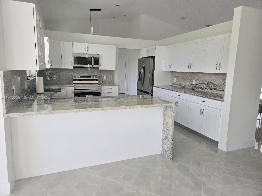 19855 Southwest 134th Court Miami, FL 33177 - Photo 8 of 18