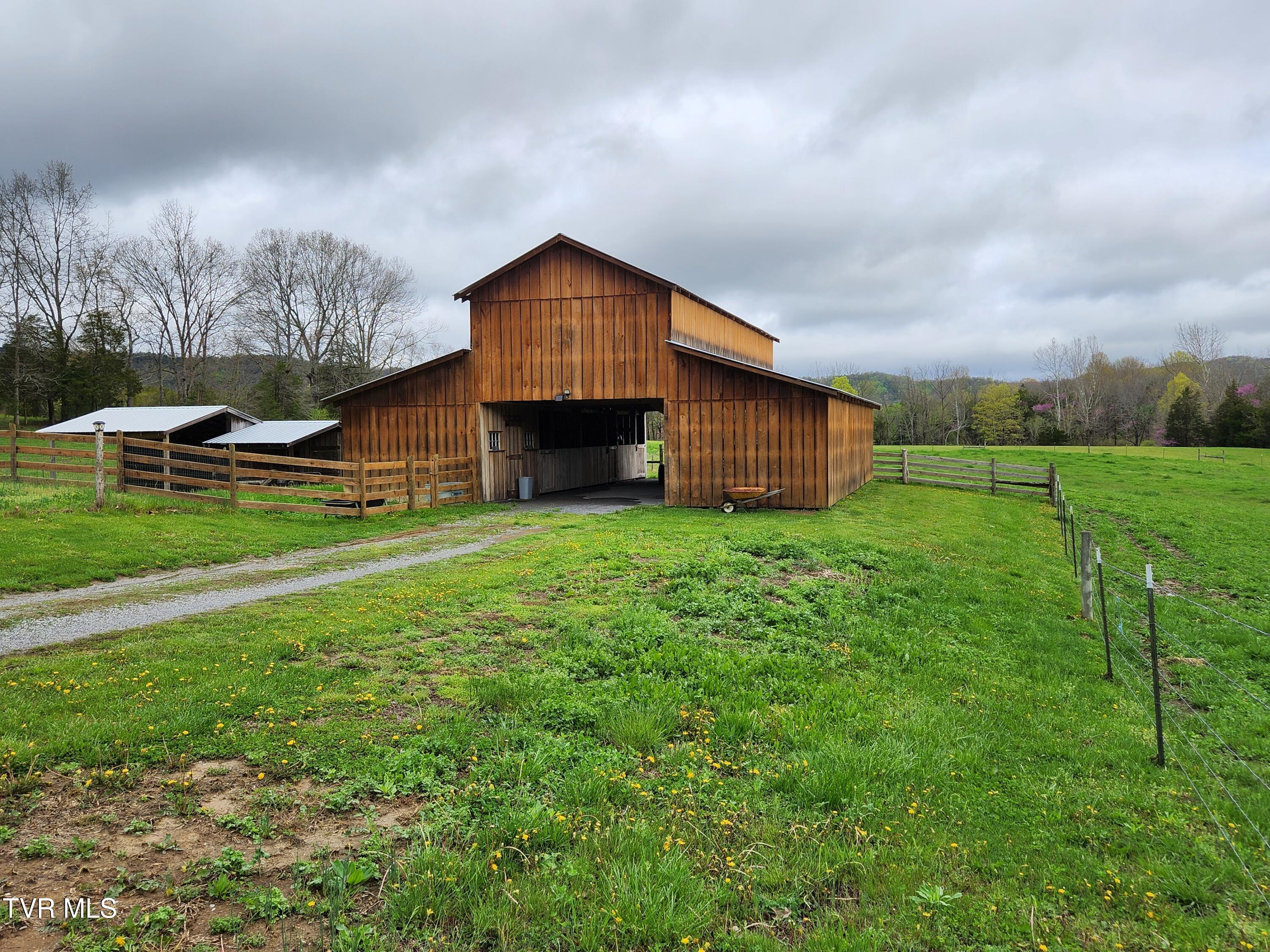 483 Wisecarver Road Mosheim, TN 37818 - Photo 19 of 52 Barn