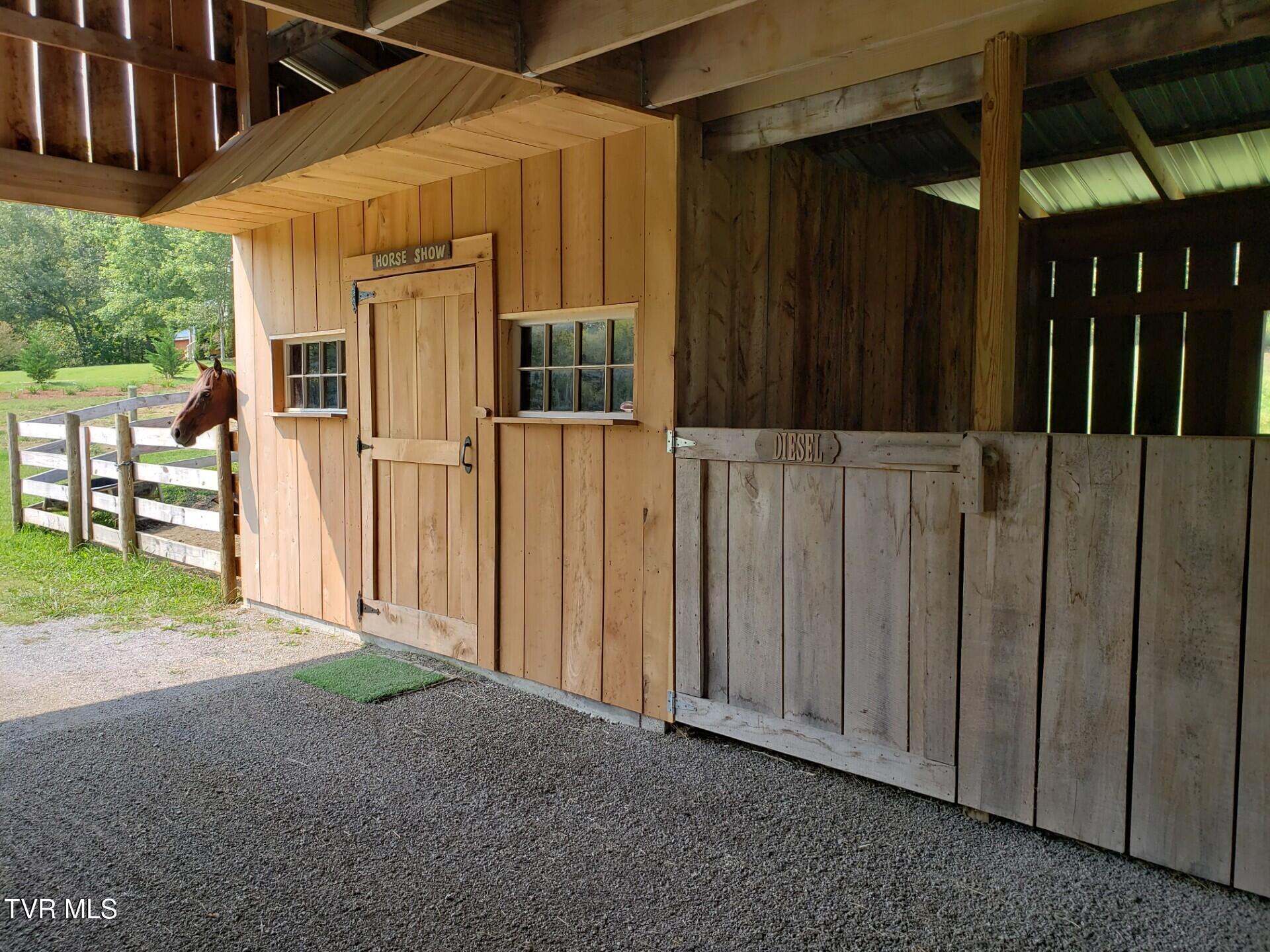 483 Wisecarver Road Mosheim, TN 37818 - Photo 24 of 52 Barn