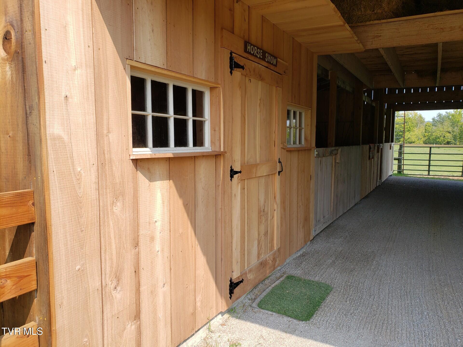 483 Wisecarver Road Mosheim, TN 37818 - Photo 26 of 52 Barn
