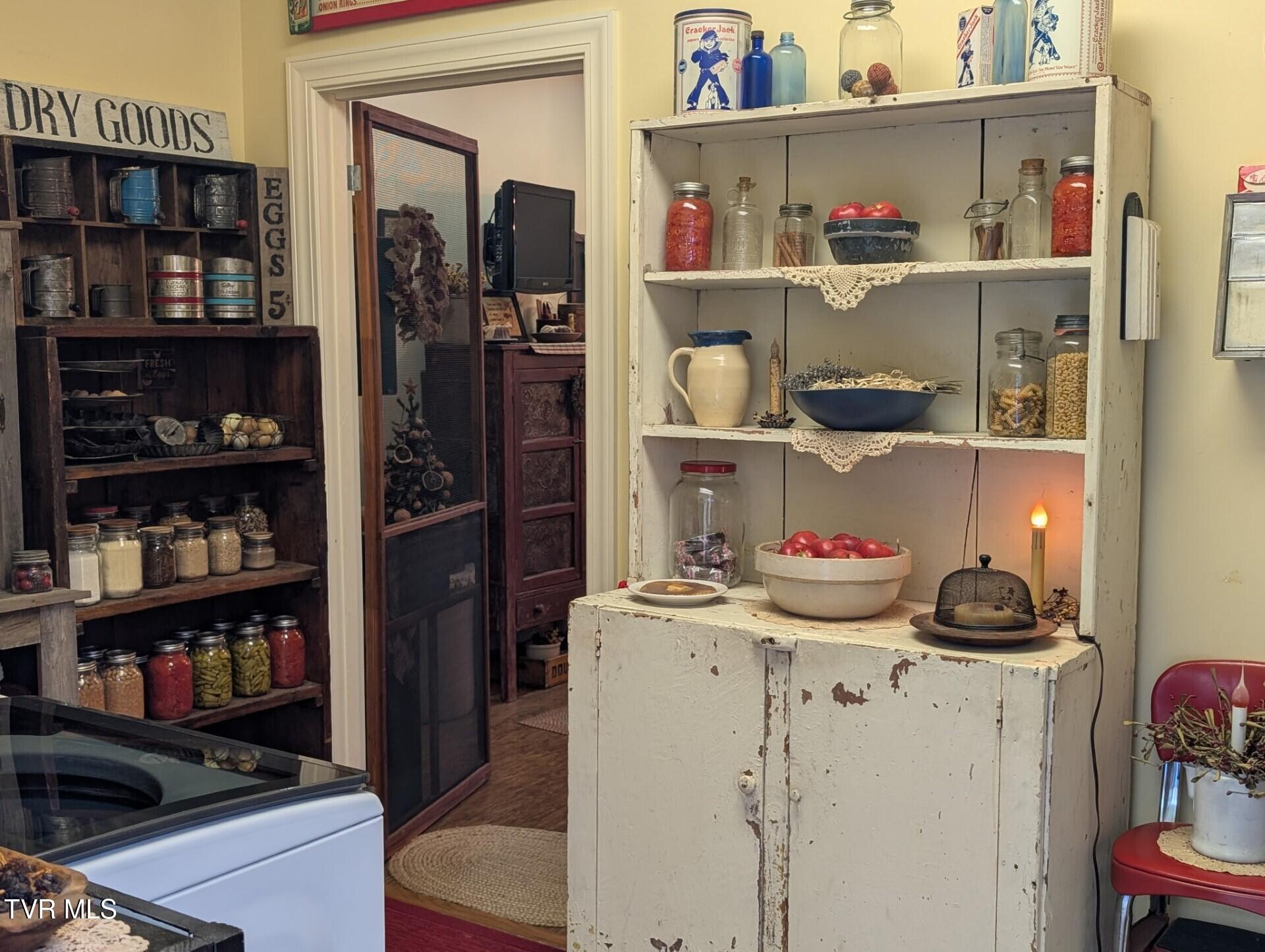 Pantry/Utility