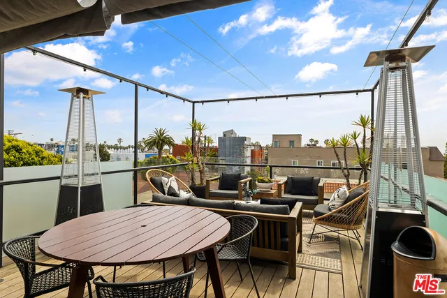 $3,795,000 | 1308 Pacific Avenue, Venice, CA 90291