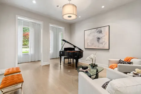 $4,000,000 | 11703 Flintwood Drive, Houston, TX 77024