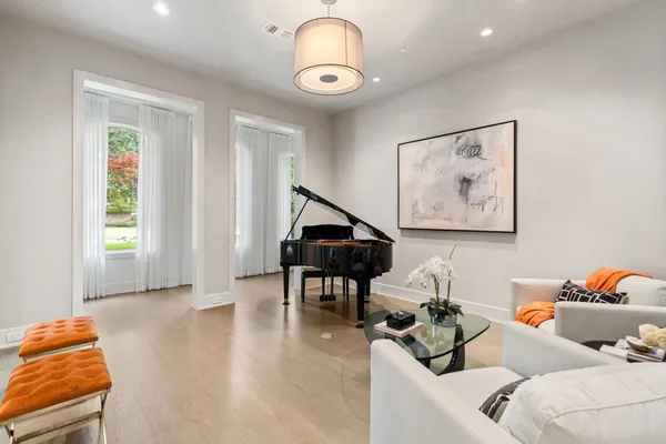 $4,350,000 | 11703 Flintwood Drive, Houston, TX 77024