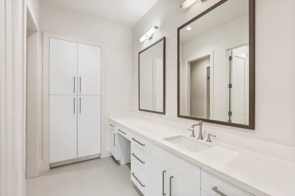 $4,350,000 | 11703 Flintwood Drive, Houston, TX 77024