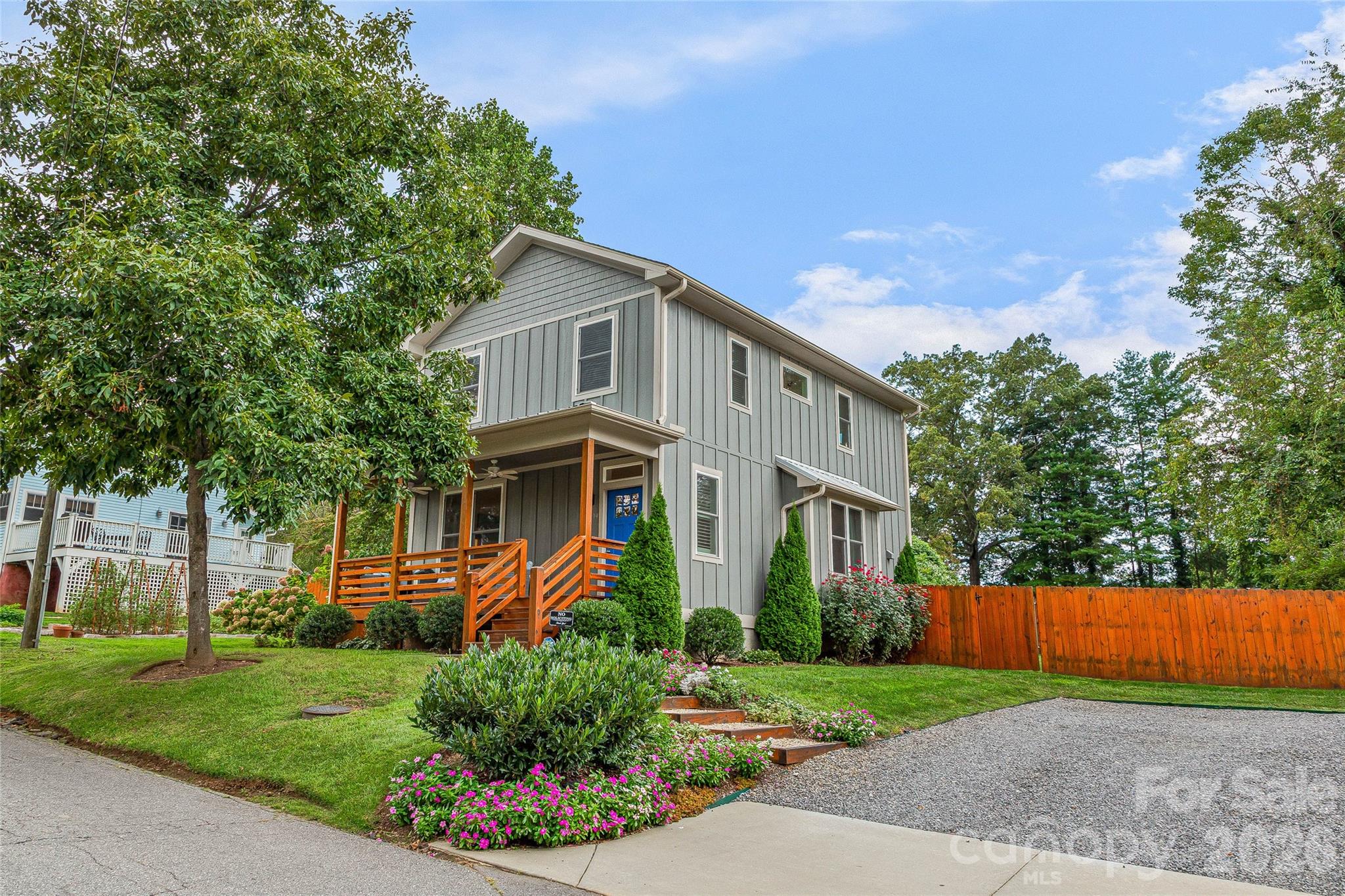 14 Davenport Road Asheville, NC 28806 - Photo 1 of 31