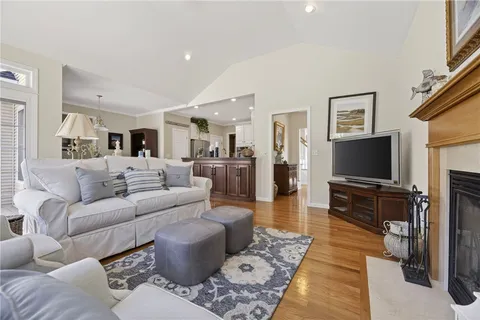 $1,250,000 | 25 Southern View Drive, Narragansett, RI 02882