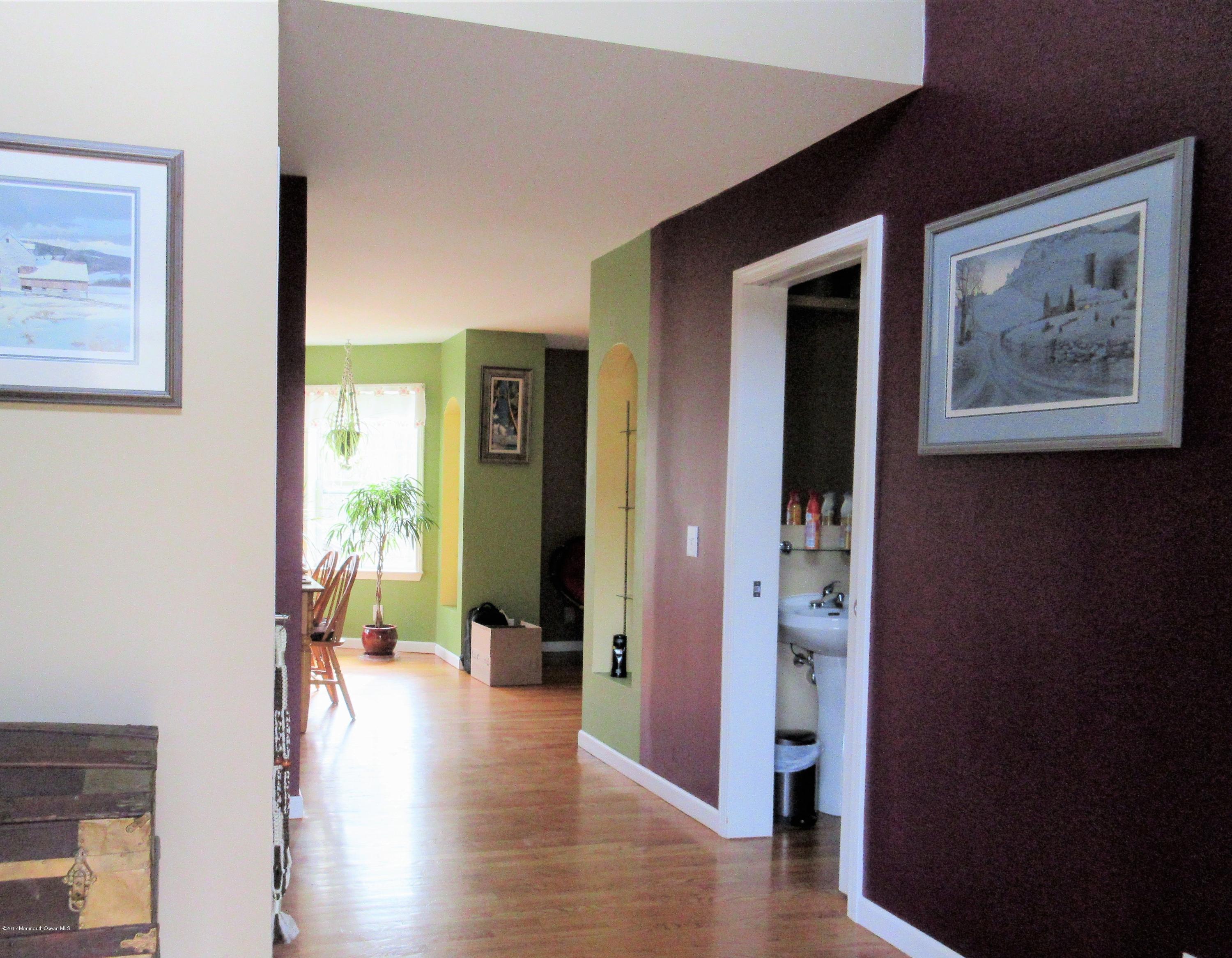 46 Hopkins Road New Egypt, NJ 08533 - Photo 6 of 36 Half bath
